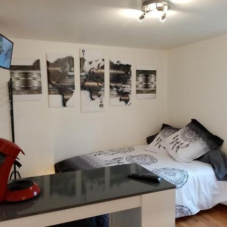 Studio 10 Avec Wifi Limoges Exterior foto